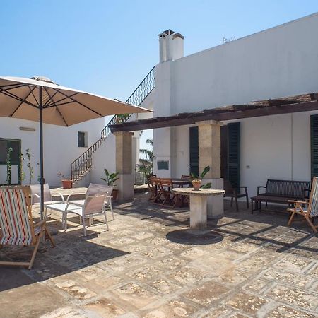Palazzo Ashian Bed and Breakfast Acquarica del Capo Εξωτερικό φωτογραφία