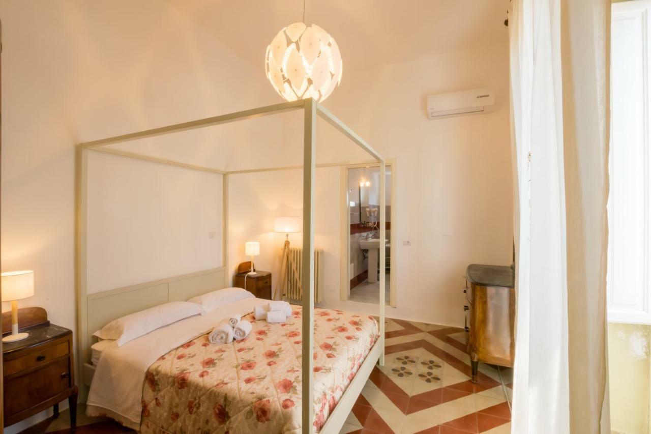 Palazzo Ashian Bed and Breakfast Acquarica del Capo Εξωτερικό φωτογραφία