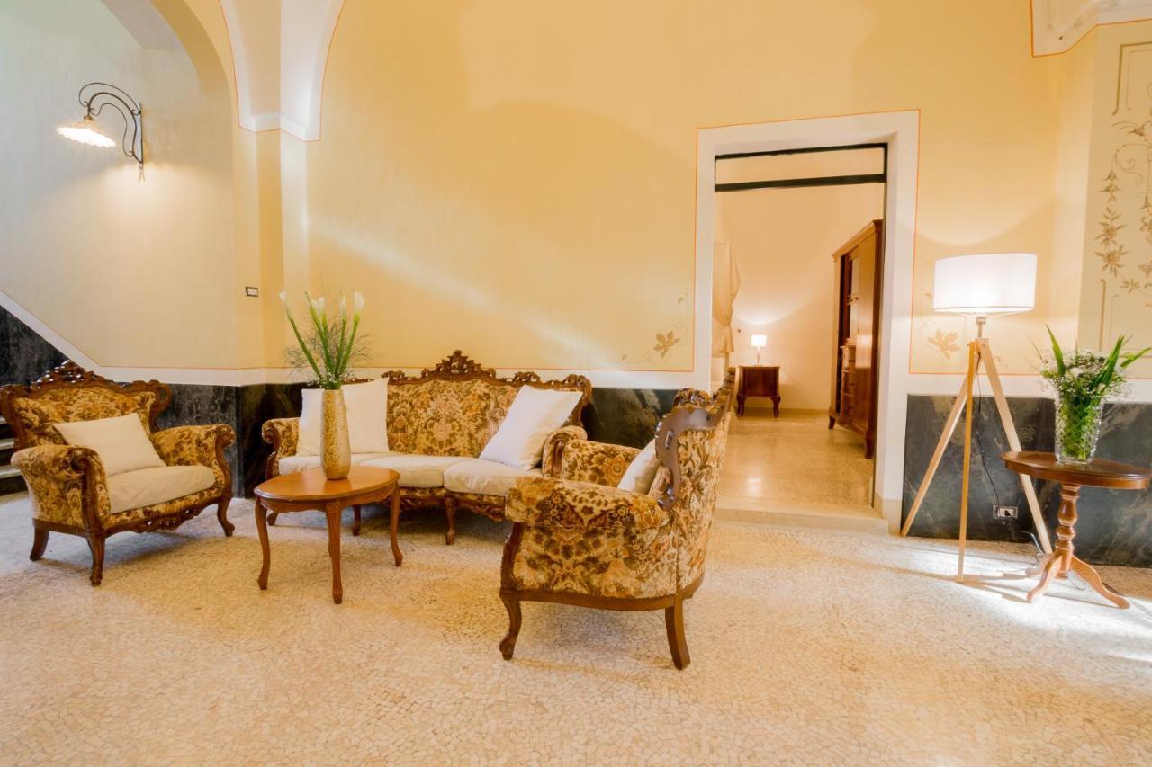 Palazzo Ashian Bed and Breakfast Acquarica del Capo Εξωτερικό φωτογραφία
